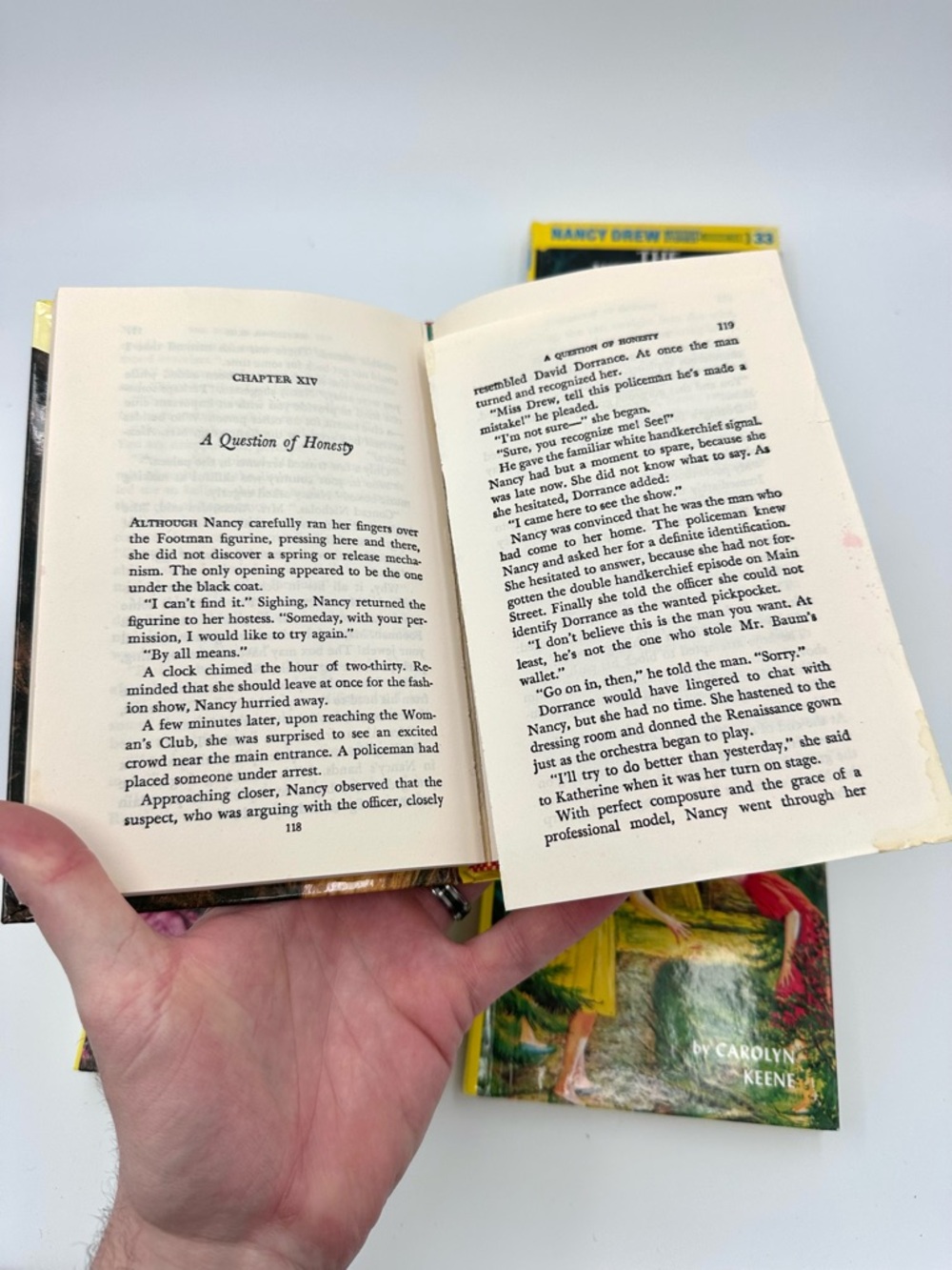 Vintage The Nancy Drew Mystery Stories Hardcover Books - Picture 7 of 9